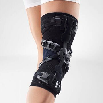 Bauerfeind GenuTrain OA Knee Brace